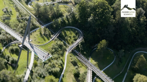 Fränkische Schweiz - Videoausschnitt mit Brücke und Rodelbahn